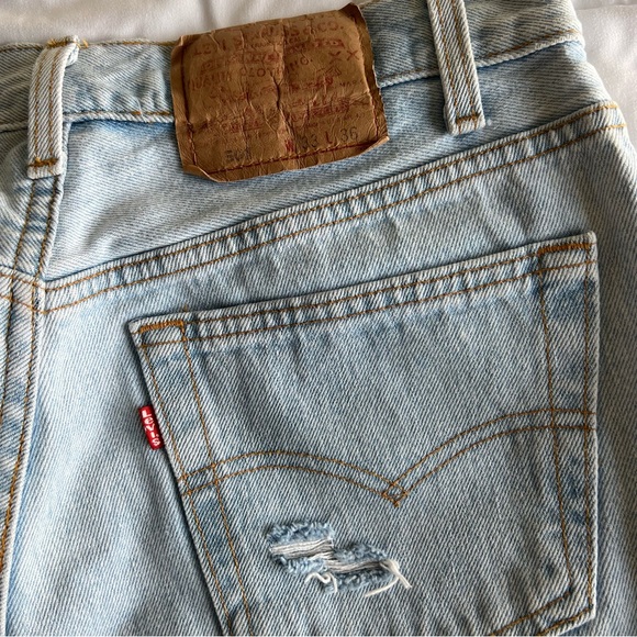Shop Aligrace Levis - Picture 7 of 15